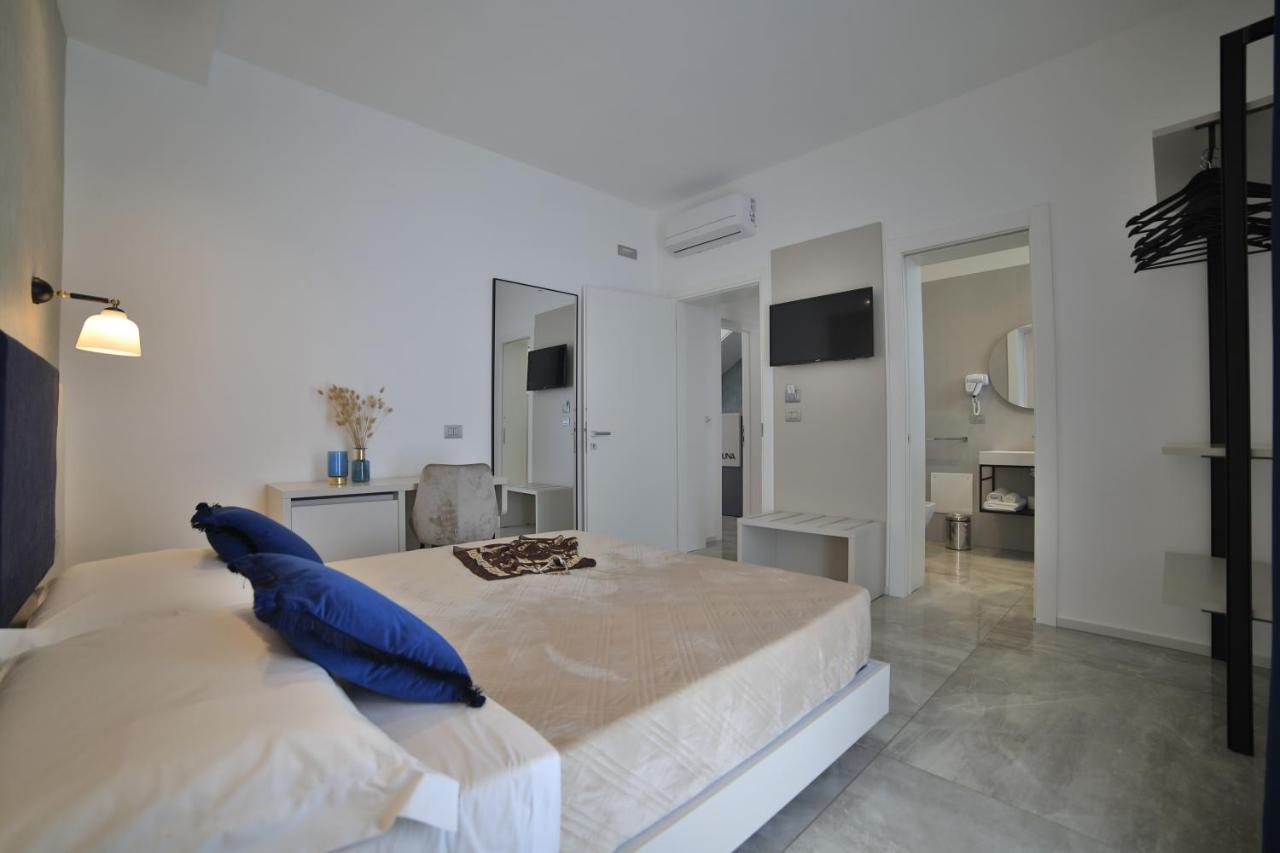 Calaluna Rooms Porto Cesareo Exteriör bild