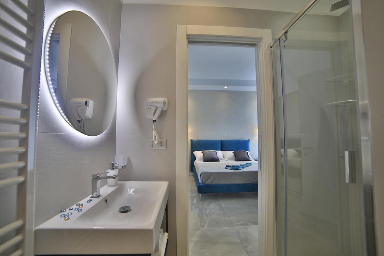 Calaluna Rooms Porto Cesareo Exteriör bild