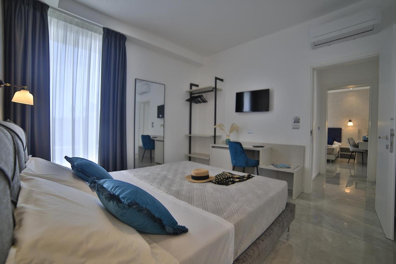 Calaluna Rooms Porto Cesareo Exteriör bild