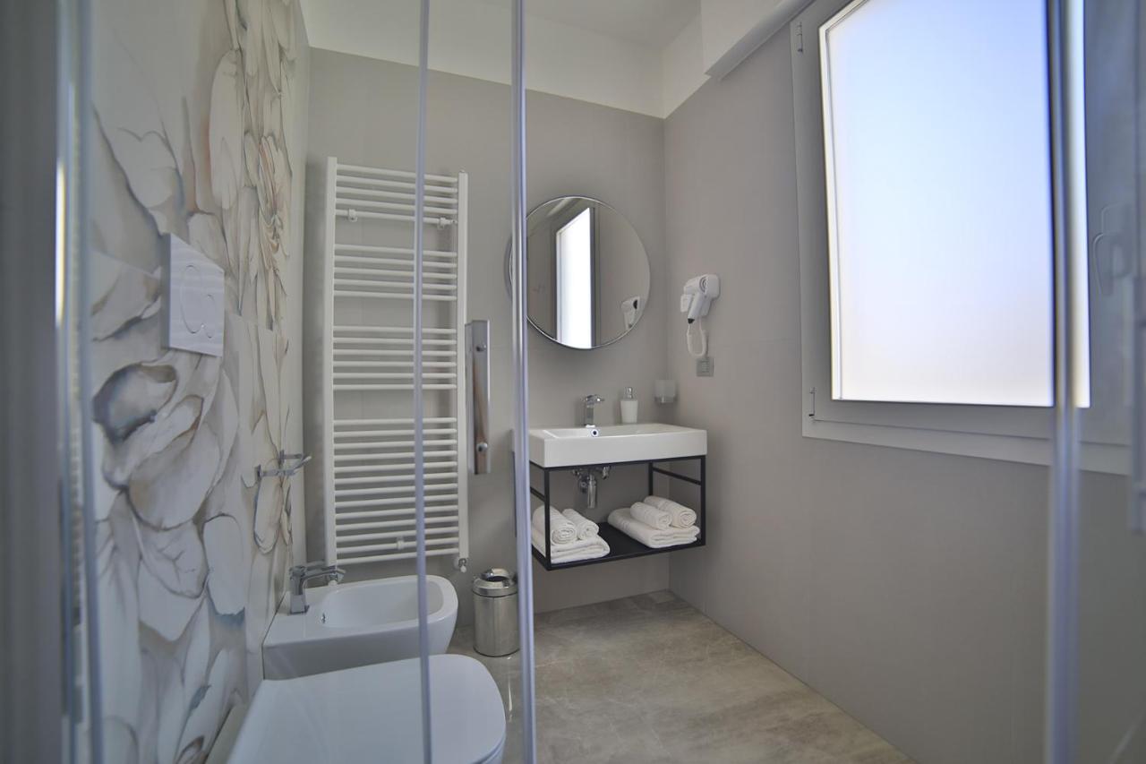 Calaluna Rooms Porto Cesareo Exteriör bild